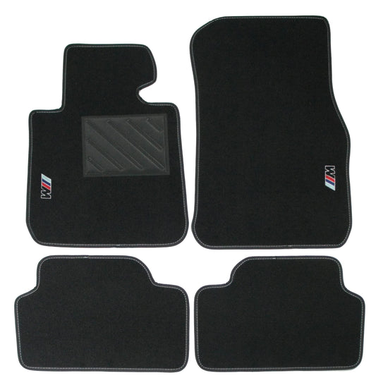 Tappetini compatibili per Serie 1 F20 dal 2011 al 2019 con logo ricamato e battitacco (2 ricami)